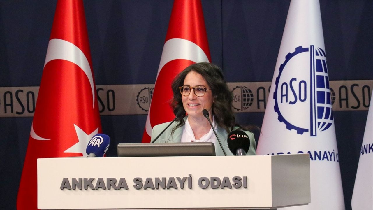 Ankara'da Çalışan Kadın Fotoğraf Yarışması Ödülleri Töreni