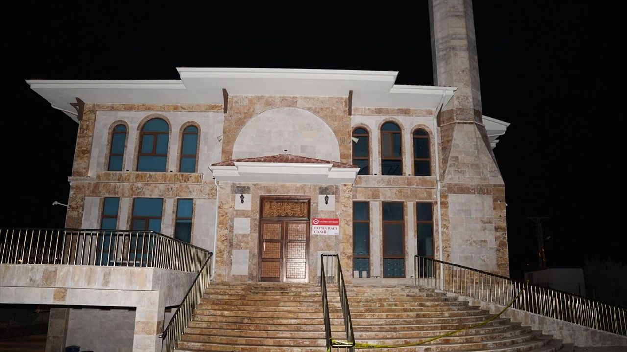 Ankara'da Camide Doğal Gaz Sızıntısı: 16 Kişi Hastaneye Kaldırıldı