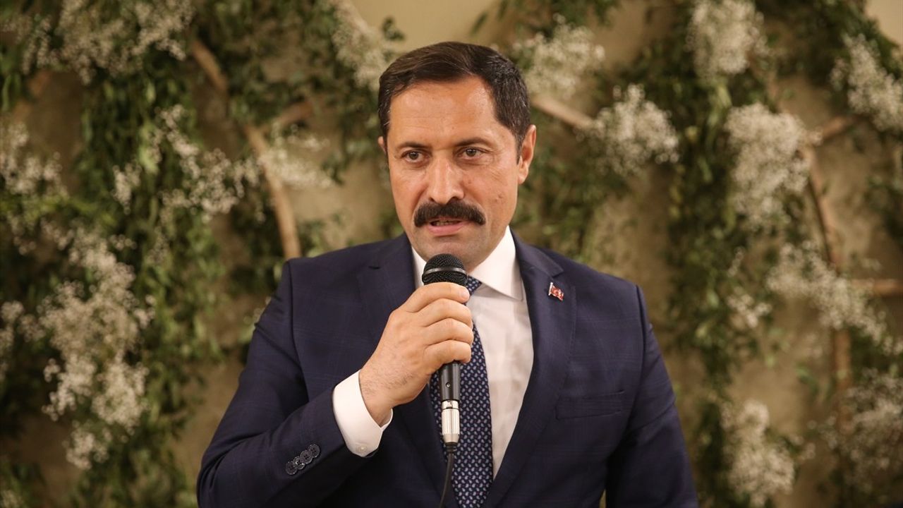 Antakya Medeniyetler Korosu Üyeleri İftarda Buluştu