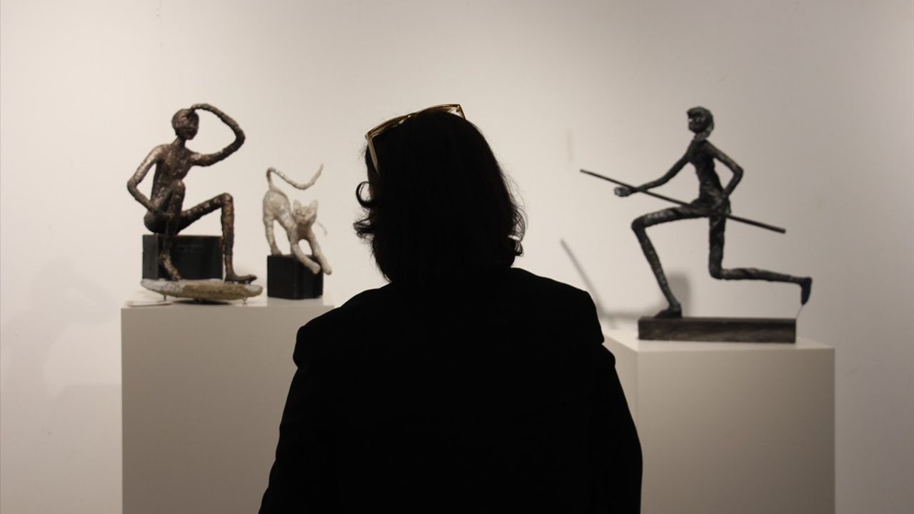 Antalya'da Çevreye Dost Heykeller Sergisi Açıldı