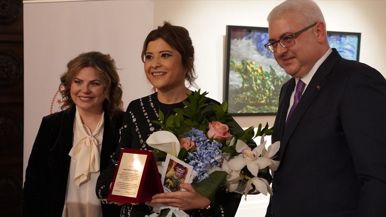 Ardan Özmenoğlu'nun Sofya'daki Sergisi