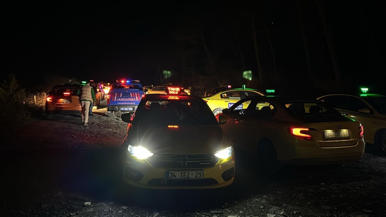 Arnavutköy'de Taksi Şoförüne Gasp Şoku
