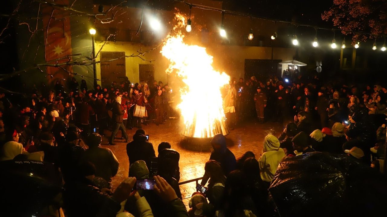 Azerbaycan'da Coşkuyla Nevruz Kutlamaları