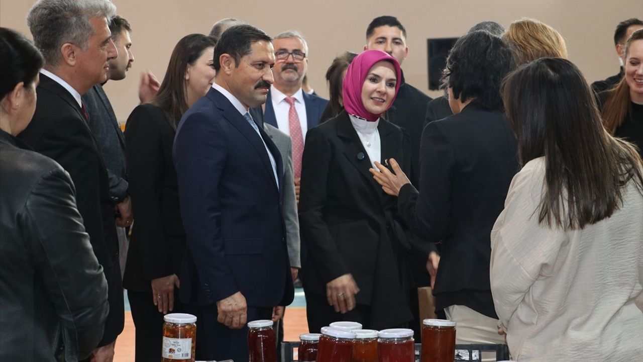 Bakan Göktaş Hatay'da Ziyaretlerde Bulundu