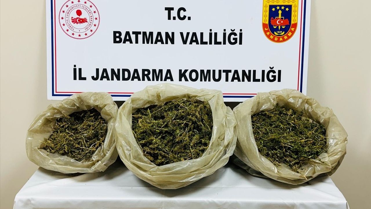 Batman'da Uyuşturucu Operasyonu: 21 Kilo Esrar Ele Geçirildi