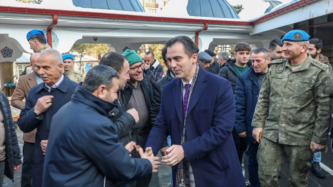 Bitlis'te Şehit Askerler İçin Mevlit Töreni Düzenlendi