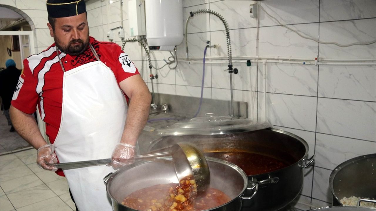 Boraboy Köyü'nde Birlikte İftar Geleneği