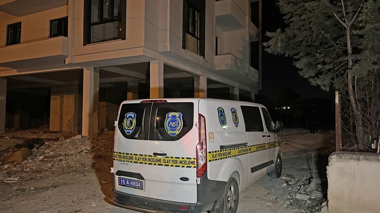 Burdur'da Asansör Boşluğuna Düşen Kadın Hayatını Kaybetti