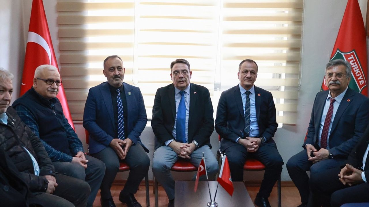 CHP Genel Başkan Yardımcısı Bağcıoğlu, Mersin'de Şehit Aileleri ve Gazilerle Buluştu