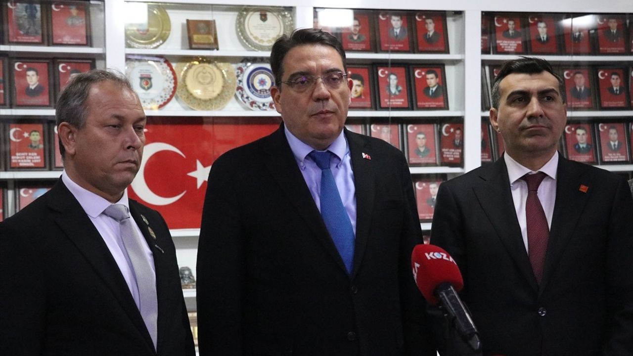 CHP Genel Başkan Yardımcısı Bağcıoğlu'ndan Şehit Aileleri ve Gazilere Ziyaret