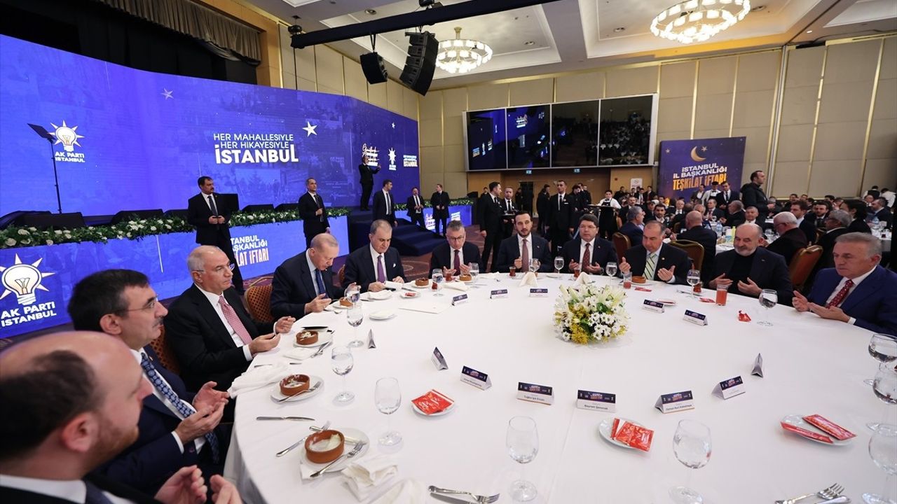 Cumhurbaşkanı Erdoğan'dan İstanbul'daki İftar Programında Sert Açıklamalar