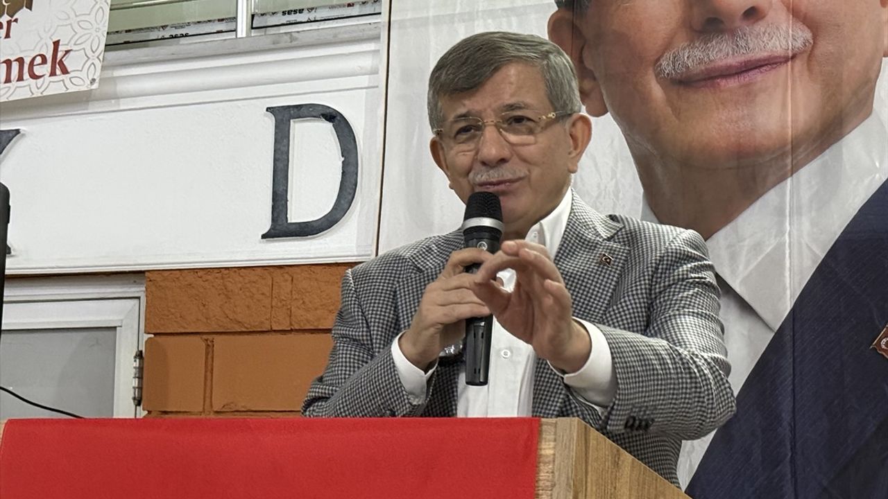 Davutoğlu'ndan Tekirdağ'da İftar Açıklamaları