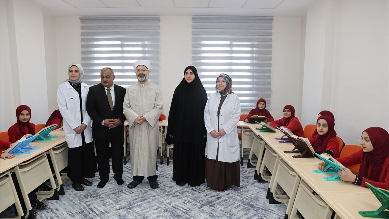 Diyanet İşleri Başkanı Ali Erbaş'tan Iğdır'da Kur'an Kursu Açılışı