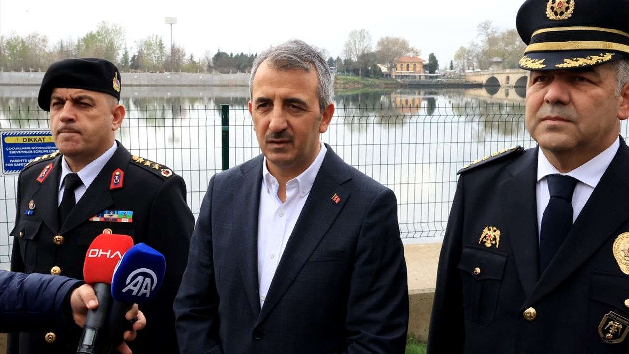 Edirne'de Bayramda Turizm ve Geçiş Tedbirleri Artırıldı