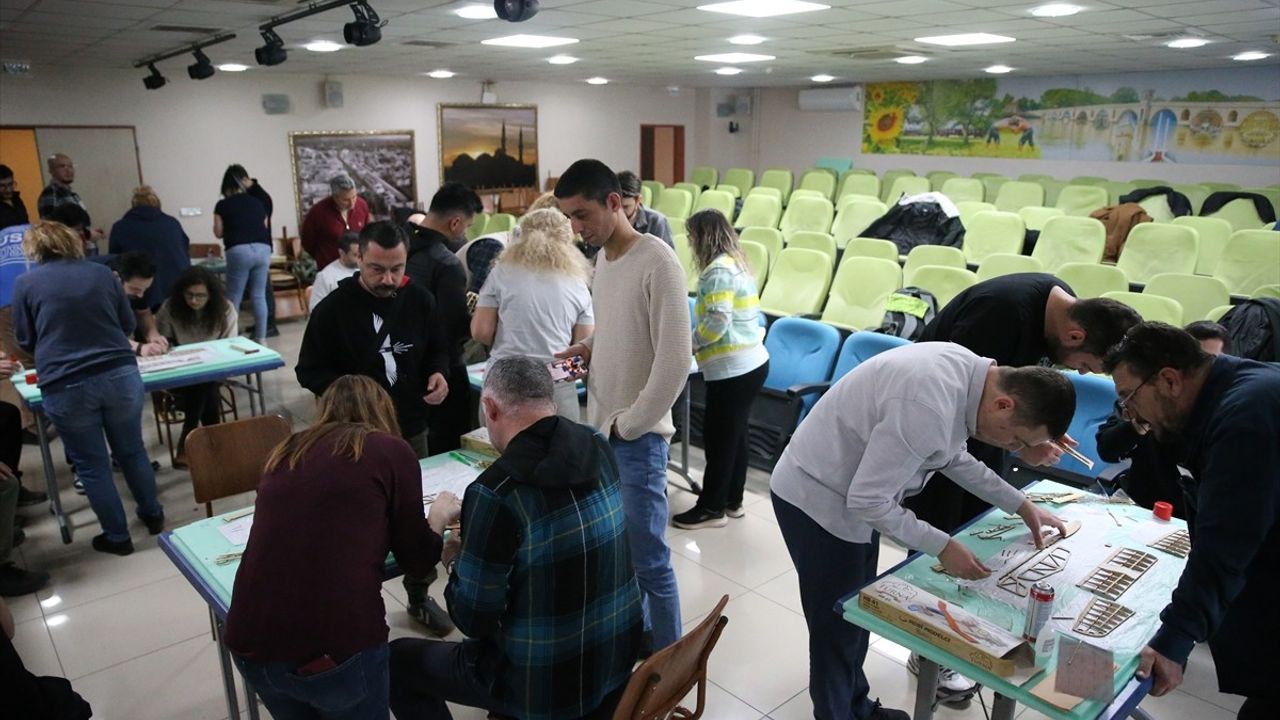 Edirne'de Öğretmenlere Model Planör Eğitimi Semineri Düzenlendi