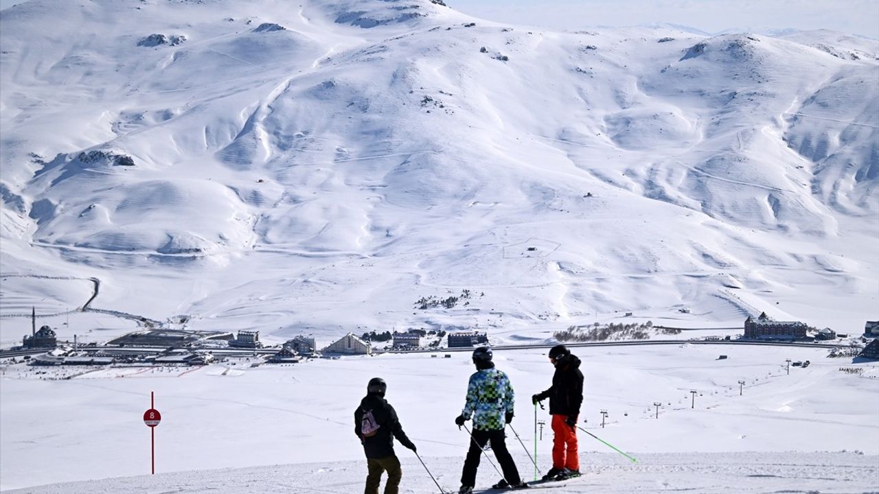 Erciyes Dağı'nda Kış Coşkusu
