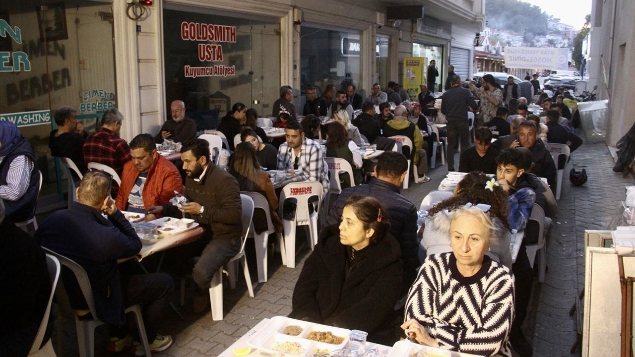 Fethiye'de İftar Programı: Birlik ve Beraberlik İçin Buluşma