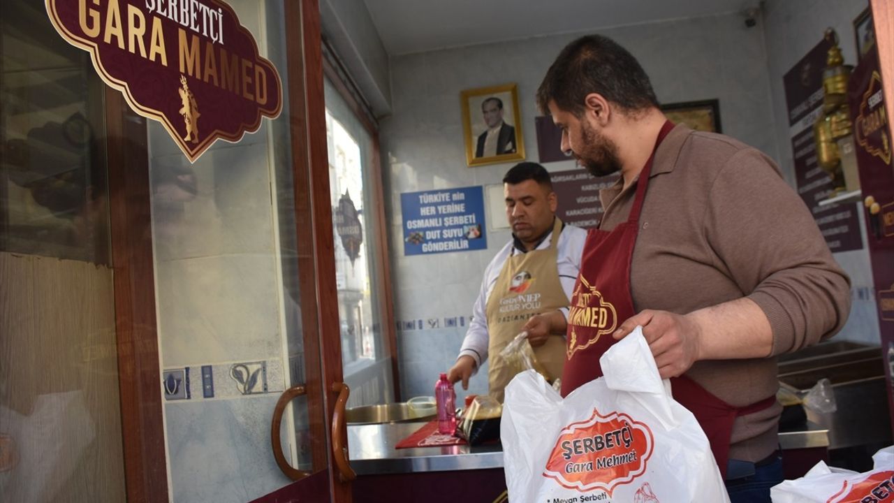 Gaziantep'in İftar Sofralarının Vazgeçilmezi: Meyan Şerbeti