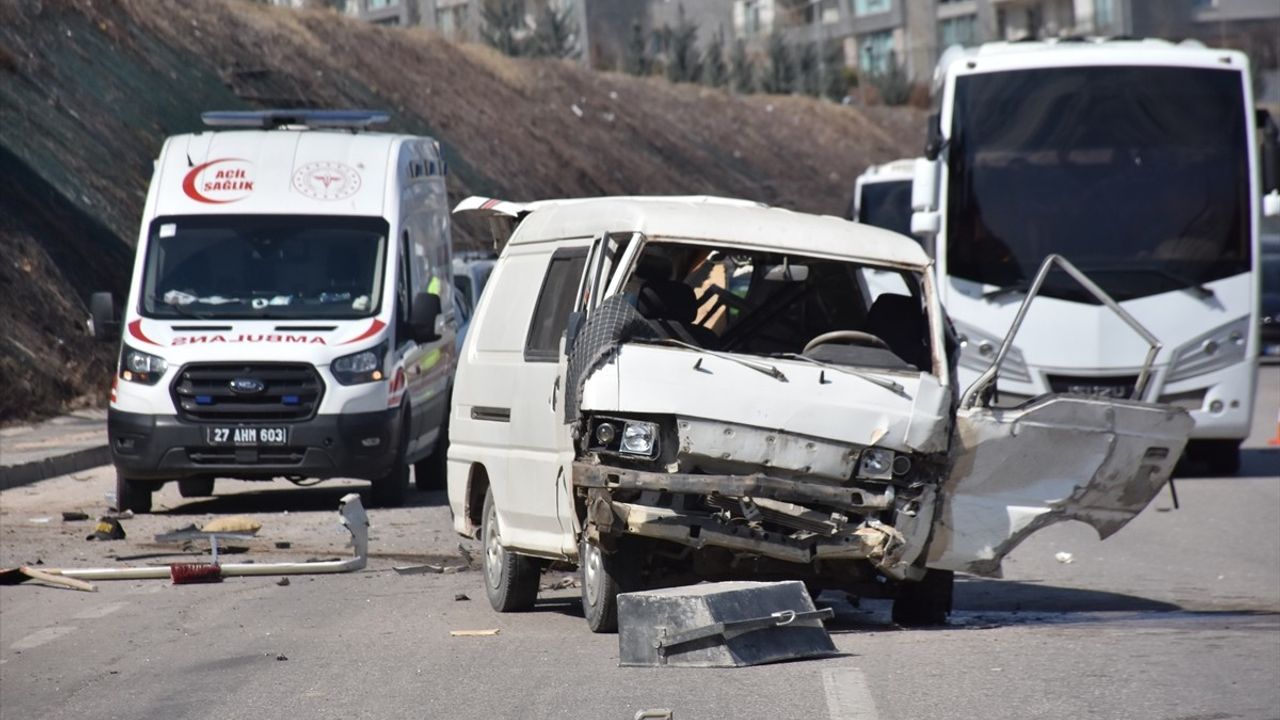 Gaziantep'te Trafik Kazası: Bir Kişi Hayatını Kaybetti