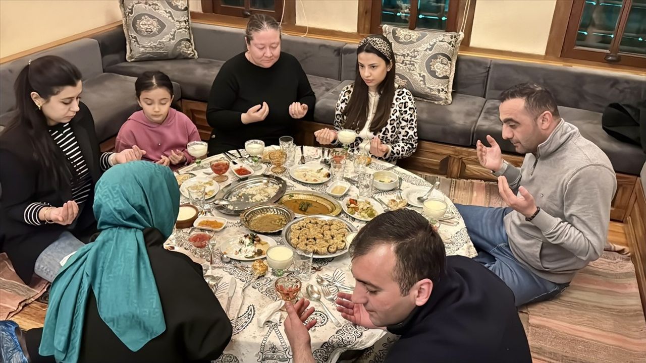 Göynük'teki Geleneksel İftar Sofralarıyla Ramazan