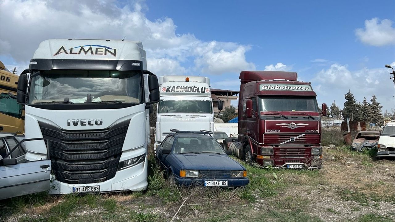 Hatay'da Araç Dolandırıcılığı Operasyonu: 3 Şüpheli Yakalandı