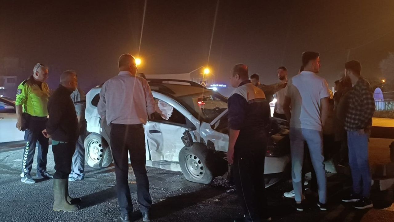 Hatay'da Trafik Kazası: 6 Yaralı