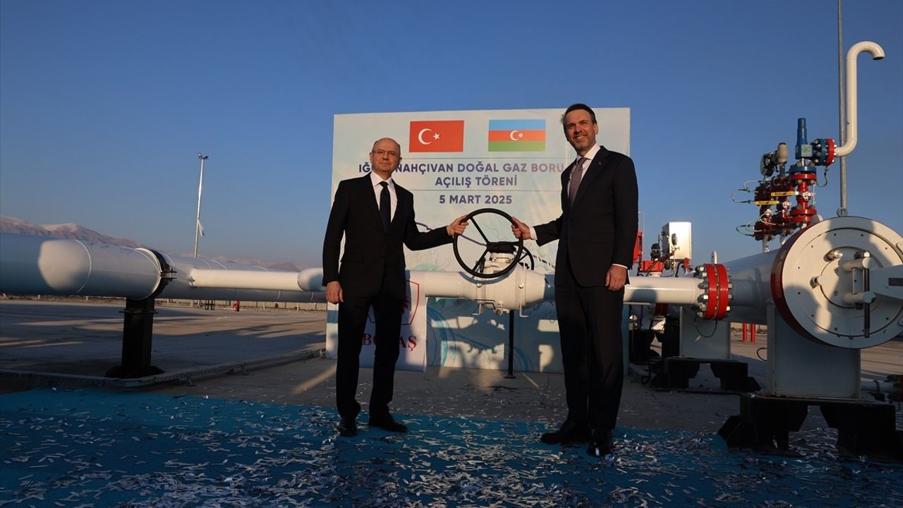 Iğdır-Nahçıvan Doğal Gaz Boru Hattı Açılışı