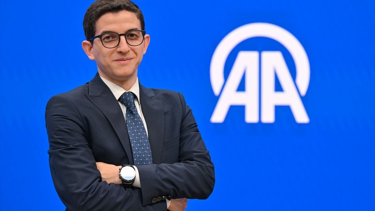 İran'da Etnik ve Mezhepsel Ayrımcılık Tartışmaları Derinleşiyor