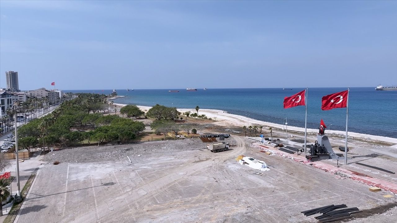 İskenderun Sahil Düzenleme ve Yenileme Projesi Hızla Devam Ediyor