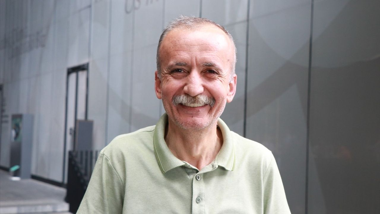 İsmet Özel'in Şiir Anlayışı Üzerine Osman Özbahçe'den Değerlendirme