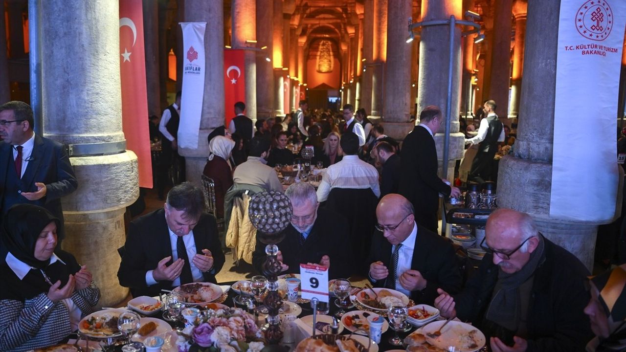 İstanbul'da Aile İftarı Etkinliği Gerçekleştirildi