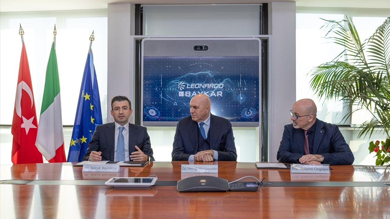 İtalya Savunma Bakanı Baykar ile Leonardo Anlaşmasını Değerlendirdi