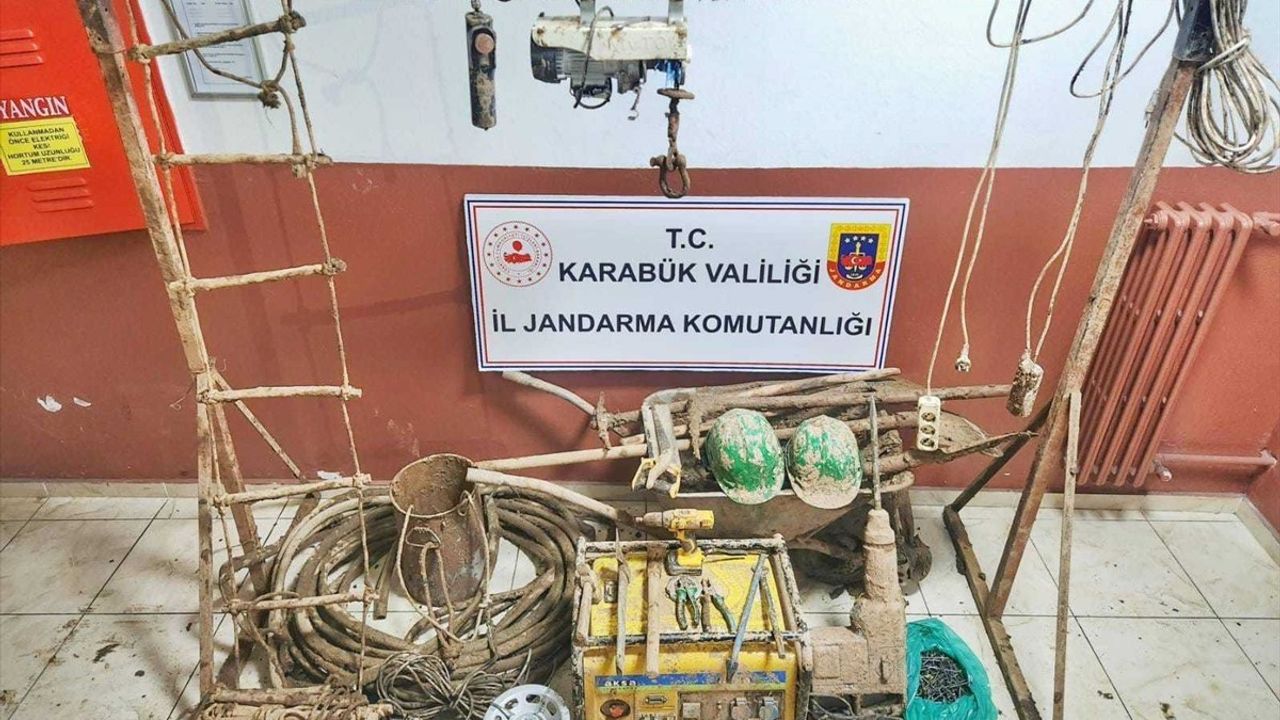 Karabük'te Kaçak Kazı Yapan 7 Kişi Tutuklandı