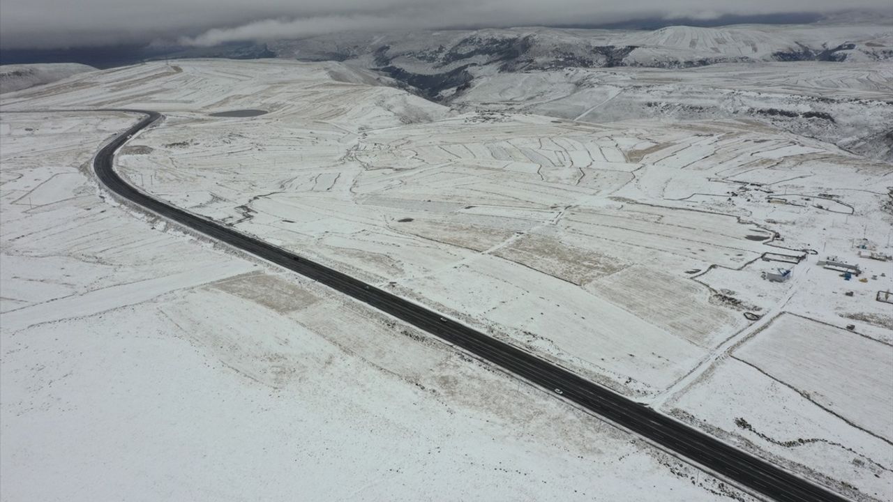 Kars'ta Dronla Görüntülenen Kar Manzaraları