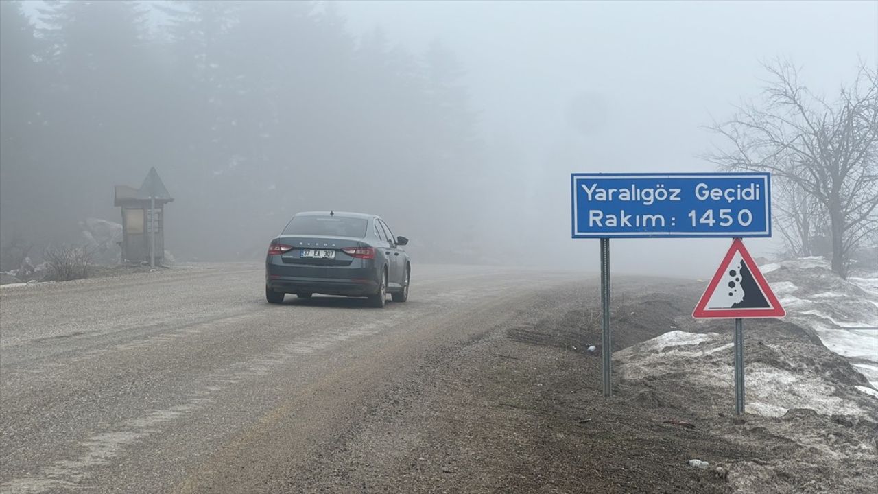 Kastamonu'da Yaralıgöz Geçidi'nde Sis Etkili