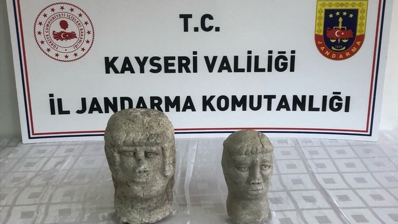 Kayseri'de Tarihi Eserler Ele Geçirildi