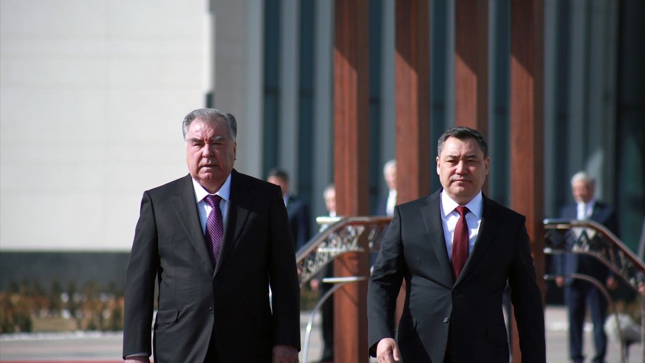 Kırgızistan ve Tacikistan Arasında Tarihi Sınır Anlaşması