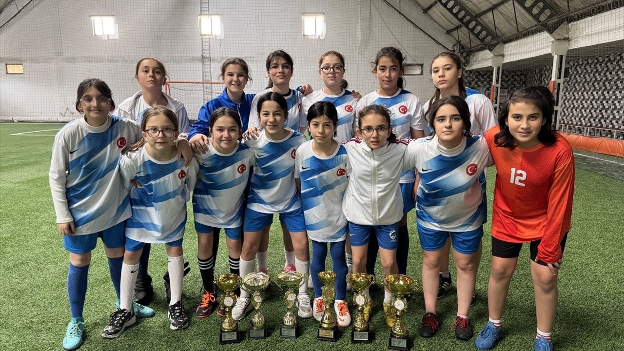 Kız Futbol Takımı'nın Milli Takım Hayali