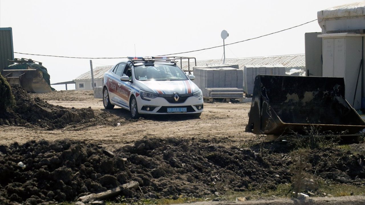 Kocaeli'de Kazı Çalışması Sırasında Doğal Gaz Borusu Hasar Gördü