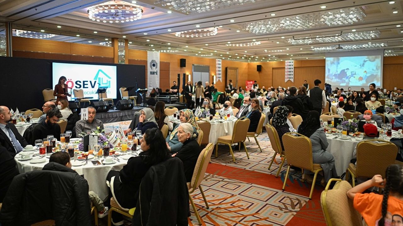 Lösemili Çocuklar ve Aileleri LÖSEV'in İftarında Buluştu