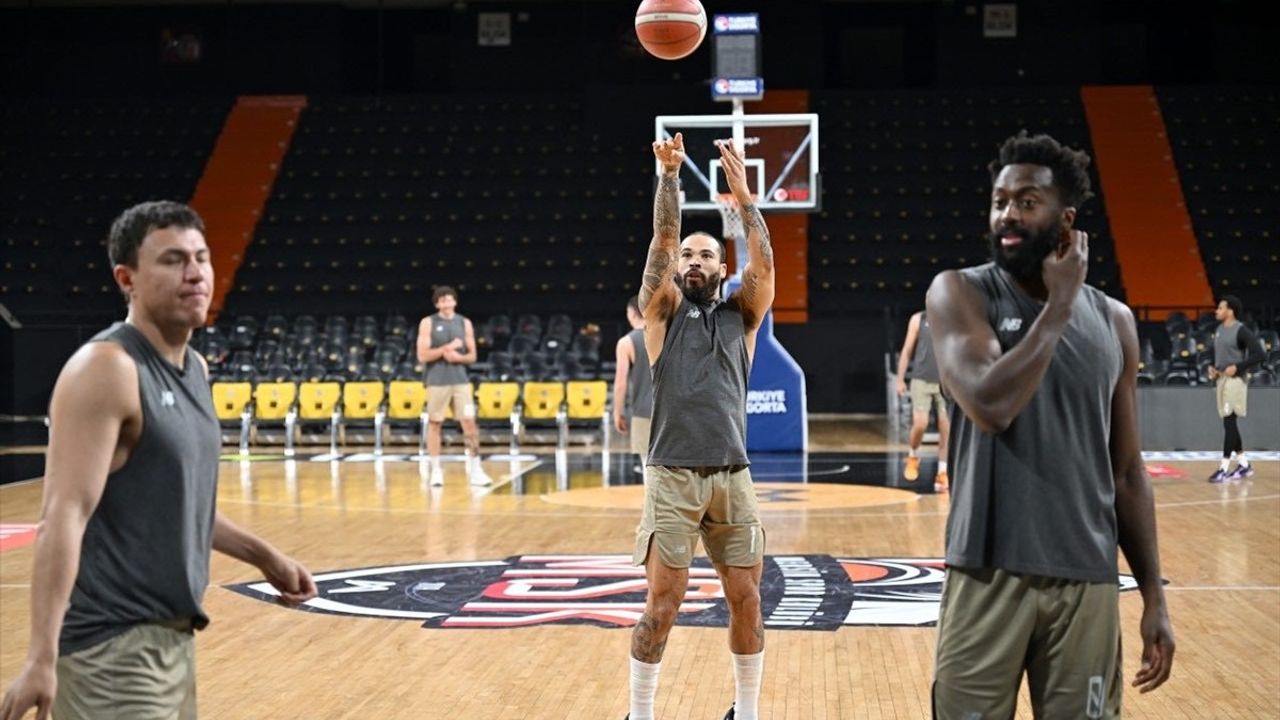 Mersin Spor, Anadolu Efes Maçına Hazırlanıyor