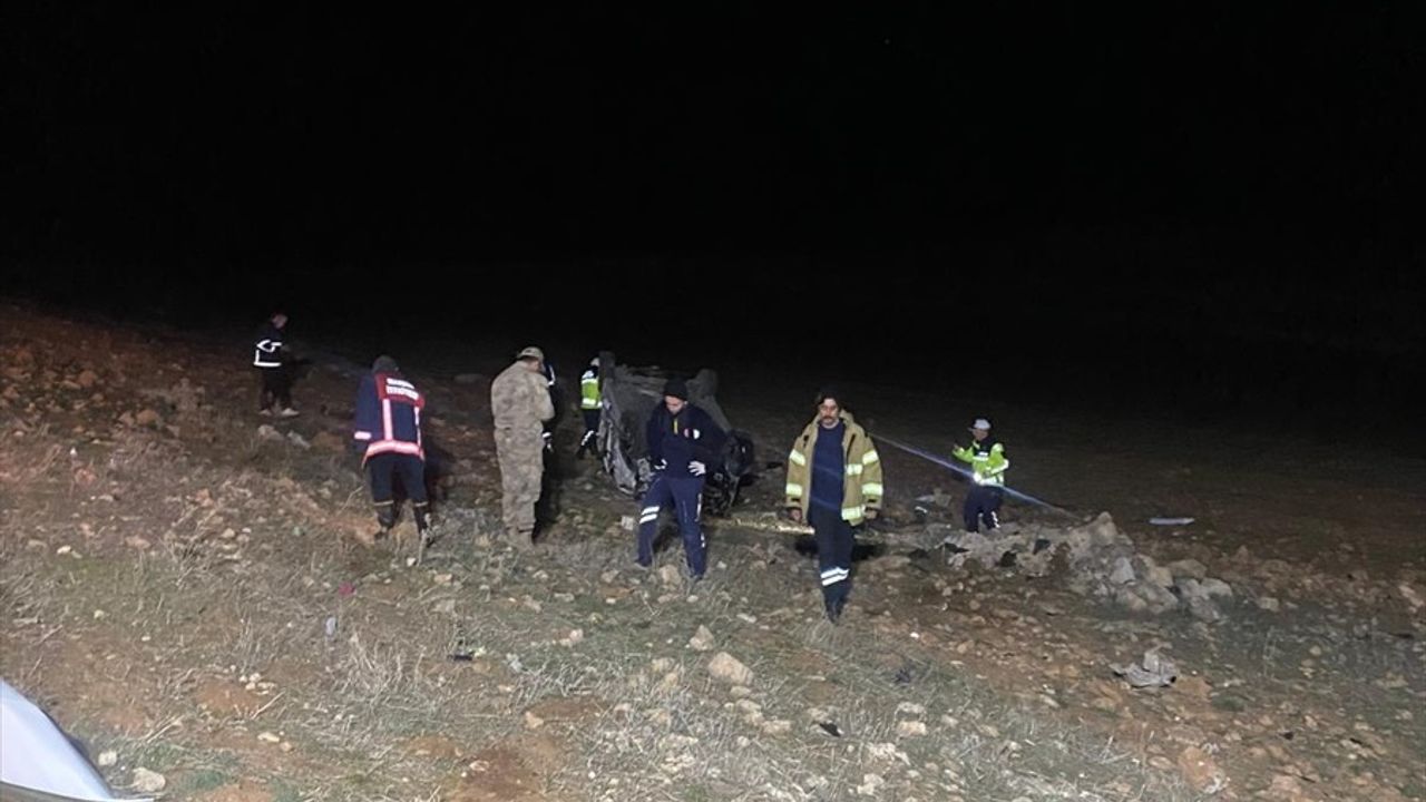Midyat'ta Feci Kaza: İki Kişi Hayatını Kaybetti