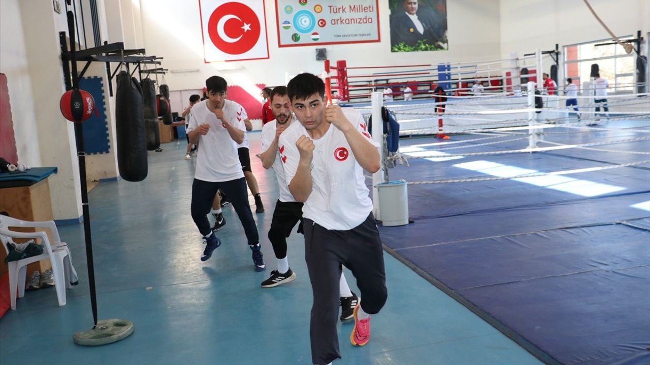 Milli Boksör Tarık Ahmet Çelebi'nin Olimpiyat Hedefi