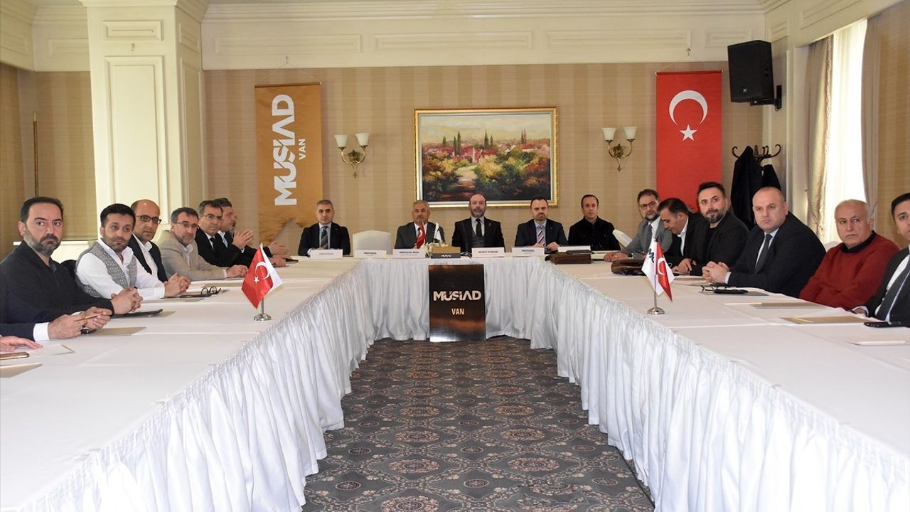 MÜSİAD Van'da Turizm Sektör Toplantısını Gerçekleştirdi