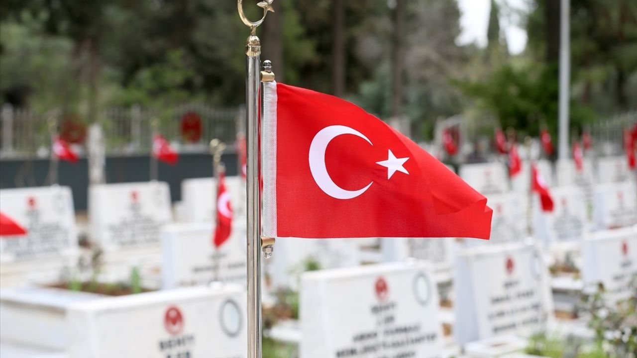 Ramazan Bayramı'nda Mezarlık Ziyaretleri