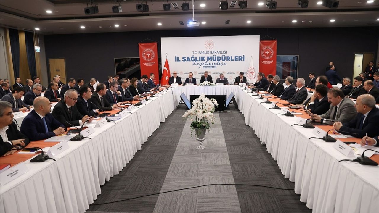 Sağlık Bakanı Memişoğlu 81 İlin Sağlık Müdürleriyle İstanbul'da Toplandı