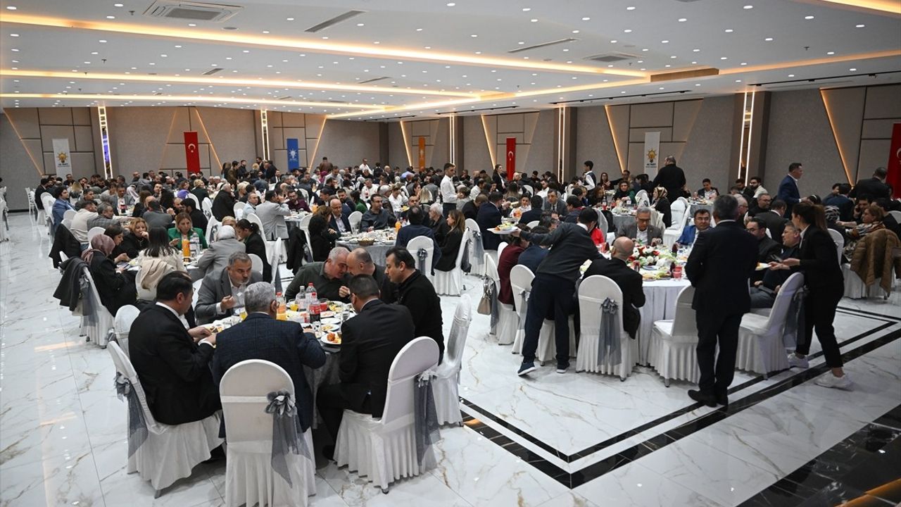 Sağlıkçılarla İftar Buluşması
