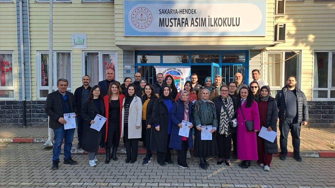 Sakarya'da Öğretmenlerin Devamsızlık Sorununa Çözüm Projesi