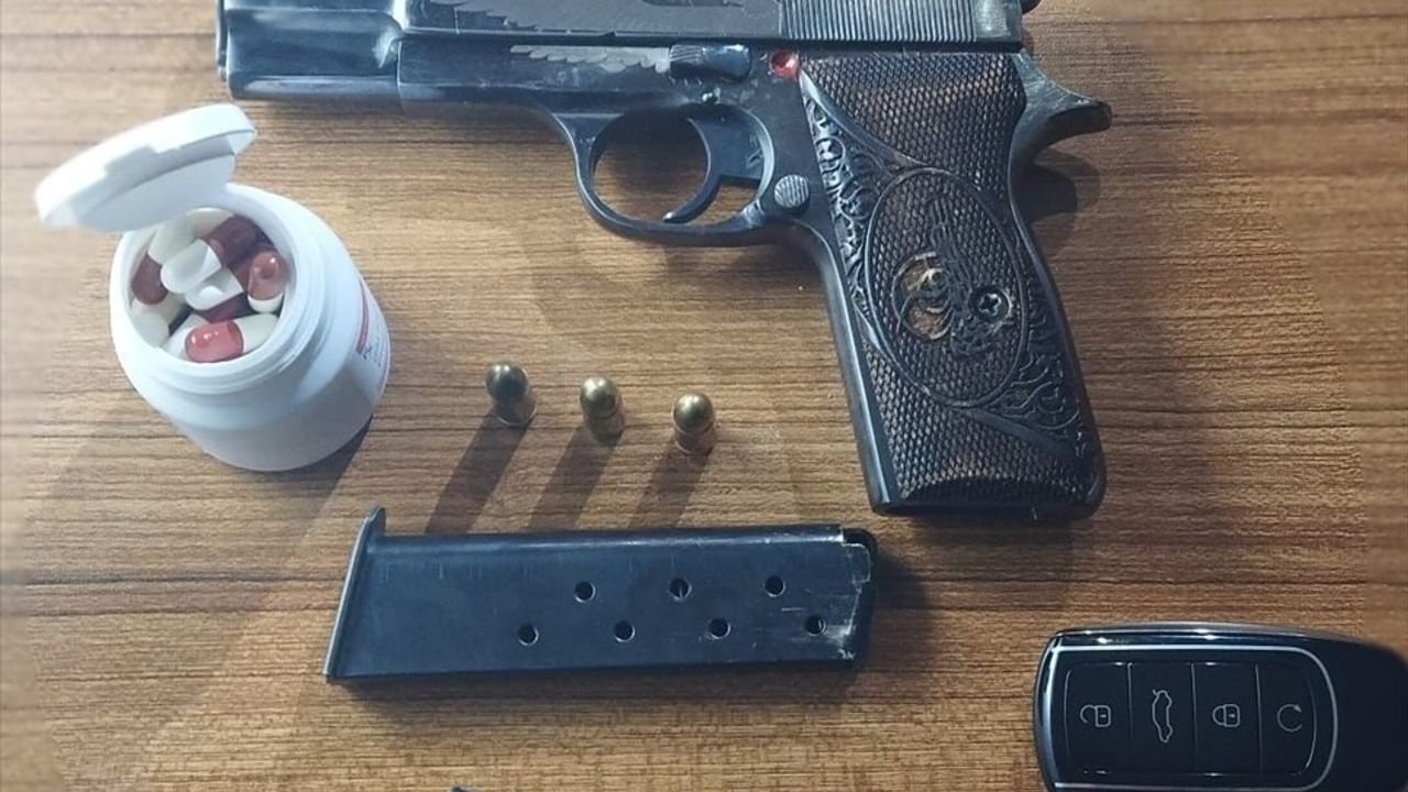 Samsun'da Çalıntı Araç Operasyonu: 2 Zanlı Yakalandı