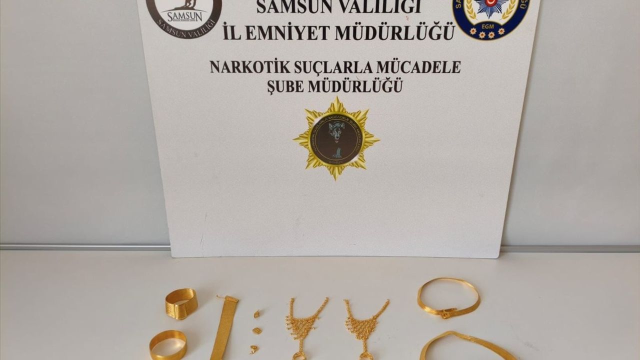 Samsun'da Dolandırıcılık Suçundan Aranan Hükümlü Sahte Altınla Yakalandı